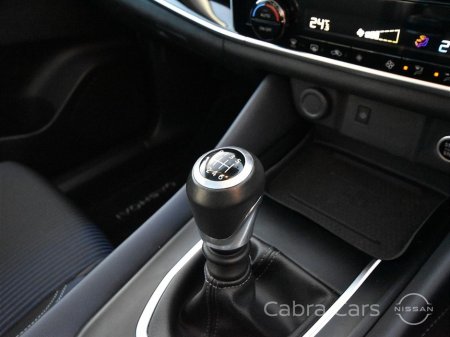 2024 Nissan Qashqai Mild Hybrid Premium Manual €31,850 thumbnail