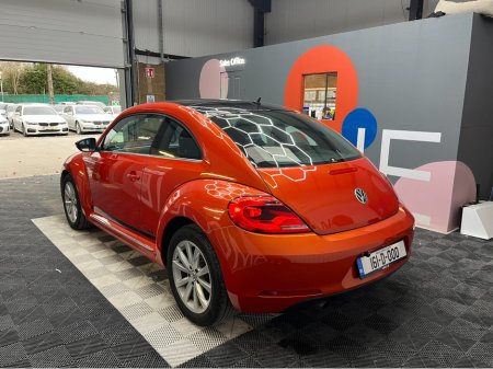 2016 Volkswagen Beetle - thumbnail 4