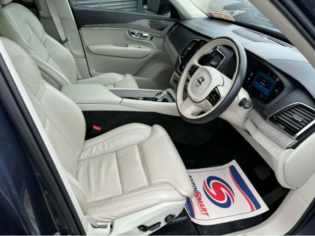 2023 Volvo XC90 - thumbnail 7