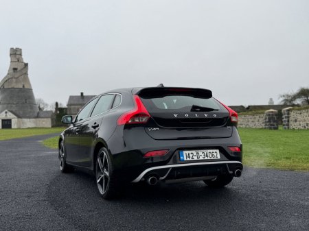 2014 Volvo V40 2.0 T5 (245hp) R-Design Geartronic €11,900 thumbnail