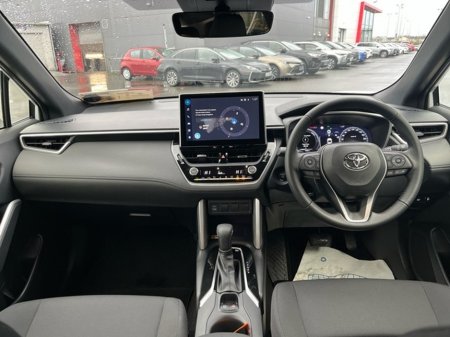 2024 Toyota Corolla Cross COROLLA CROSS SPORT HYBRID €37,950 thumbnail
