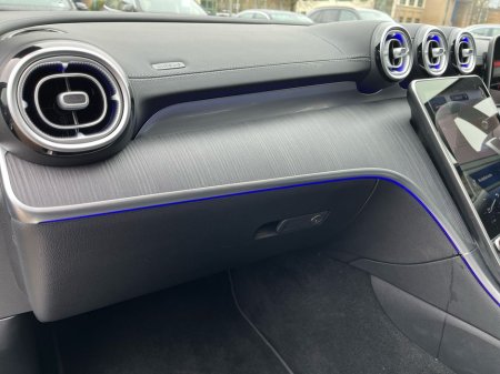 2025 Mercedes-Benz C Class - thumbnail 15