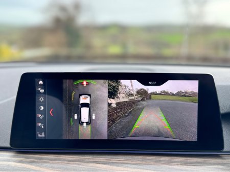 2019 BMW 5 Series 520D TOURING * PANROOF * 3D CAMERA PACK * €24,950 thumbnail