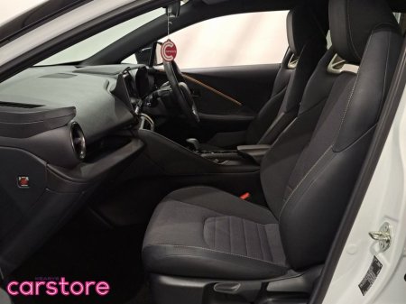 2024 Toyota C-HR 1.8 HYBRID SOL €36,880 thumbnail