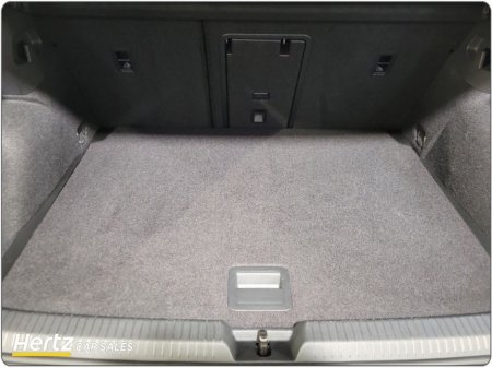 2023 Volkswagen Golf - thumbnail 18