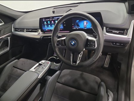 2025 BMW X1 - thumbnail 6