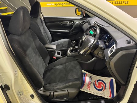 2017 Nissan X-Trail - thumbnail 9