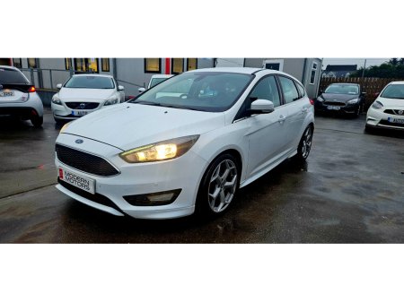 2016 Ford Focus ZETEC S 1.0 ECO 125BHP LOW MILES €9,750 thumbnail