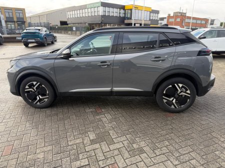 2025 Peugeot 2008 - thumbnail 7