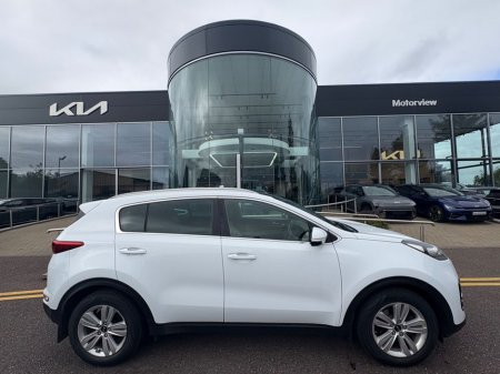 2018 Kia Sportage Platinum Sumroof 1.7D Bluetooth, Rear Parking Sensors, Touch Screen Infotainment System, Multi-Function Steering Wheel,