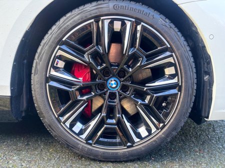 2024 BMW i5 M60 XDRIVE €76,950 thumbnail