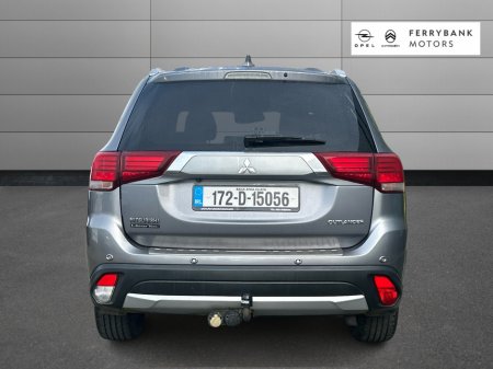 2017 Mitsubishi Outlander - thumbnail 13
