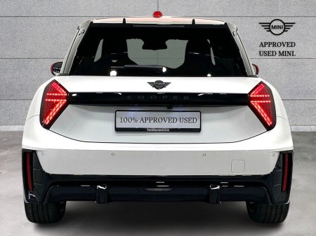 2025 MINI Hatch Cooper E €31,950 thumbnail