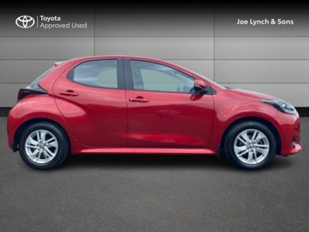 2022 Toyota Yaris YARIS 1.0 LUNA €19,995