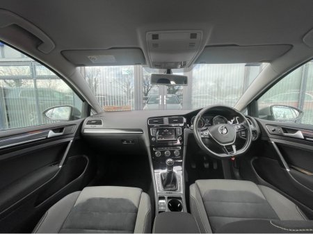 2014 Volkswagen Golf HIGHLINE 1.6 TDI MANUAL 5SPEED 105HP 5DR 6SPEED FWD €9,450 thumbnail