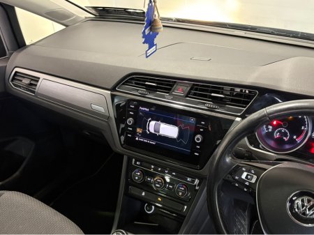 2017 Volkswagen Touran - thumbnail 5