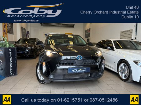 2022 Toyota Yaris Cross - thumbnail 2