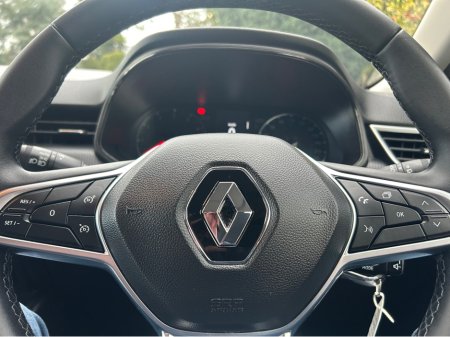 2023 Renault Clio - thumbnail 13