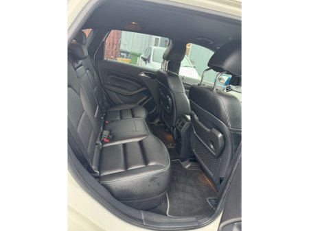 2016 Mercedes-Benz B Class  €9,995 thumbnail