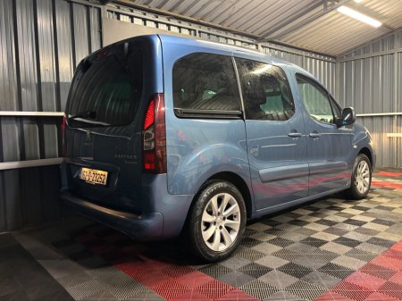 2016 Peugeot Partner Tepee - thumbnail 3