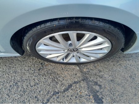 2015 Volkswagen Jetta - thumbnail 17