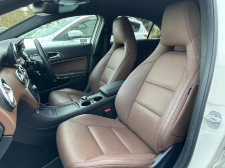 2015 Mercedes-Benz A Class - thumbnail 19