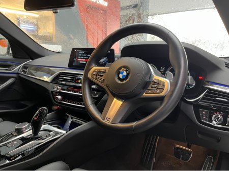 2017 BMW 5 Series €22950 2017 BMW 530E M SPORT IPERFORMANCE 2.0 AUTOMATIC / CRUISE CONTROL / 360° PARKING CAMERA / ELECTRIC MEMORY & HEATED SEATS / PADDLE SHIFTERS / AMBIENT LIGHTS €22,950 thumbnail