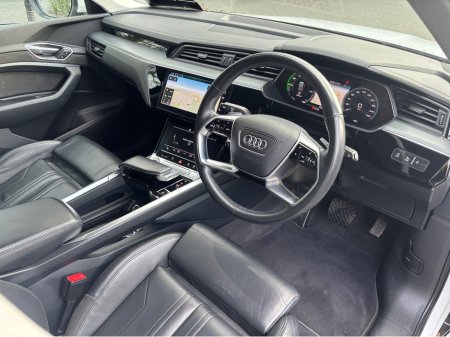 2020 Audi e-tron AUDI E TRON '50' - QUATTRO 'SPORT' FASH - 2 KEYS €23,900 thumbnail