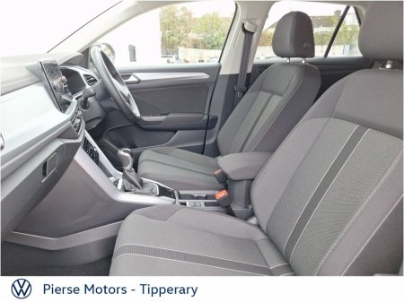 2025 Volkswagen T-Roc - thumbnail 6