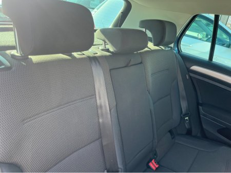 2017 Volkswagen Golf - thumbnail 7