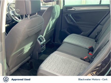 2022 Volkswagen Tiguan 2.0TDI 150BHP AUTOMATIC LIFE €31,995 thumbnail