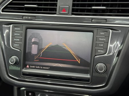 2017 Volkswagen Tiguan 2.0 TDI 150HP BMT Highline €21,950 thumbnail