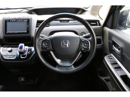 2018 Honda Freed HYBRID 6 SEATS AUTO €14,995 thumbnail