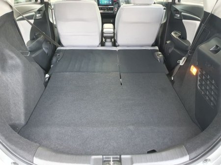 2016 Honda Fit 1.5 SELF CHARGING HYBRID €11,500 thumbnail