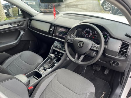 2020 Skoda Kodiaq 7 SEATER AUTOMATIC AMBITION 2.0 TDI 150HP €31,950 thumbnail