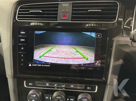 2018 Volkswagen Golf - thumbnail 23