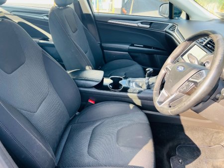 2016 Ford Mondeo - thumbnail 17