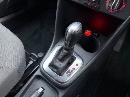 2014 Volkswagen Polo 1.2tsi Automatic, Only 10,000kms! New Nct 11/2026, Apple Car Play, Android Auto, Reversing Camera, A/C, Ideal Starter Car, Cheap Tax & Insurance, €11,950 thumbnail