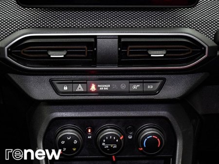 2025 Dacia Sandero Stepway Expression TCe 90 GSR2 €22,900 thumbnail