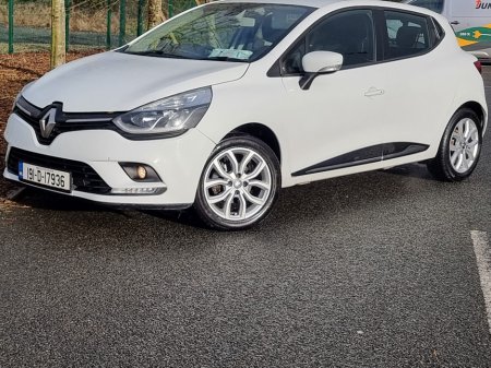 2019 Renault Clio 2019 RENAULT CLIO 1.0L NCT&TAXED FOR 1YR! €9,990 thumbnail