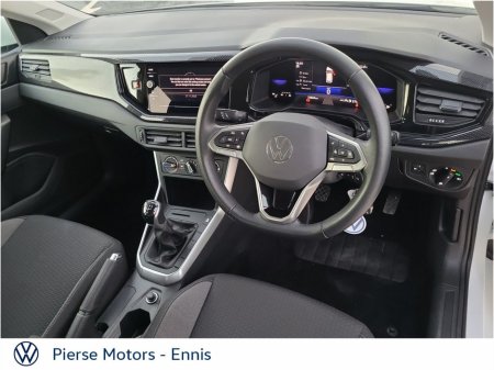 2025 Volkswagen Polo - view 2