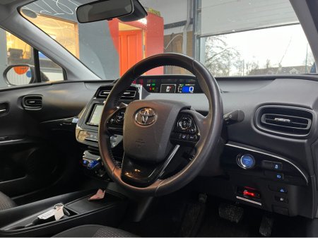 2022 Toyota Prius - thumbnail 8