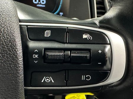 2023 Kia Sportage - thumbnail 17