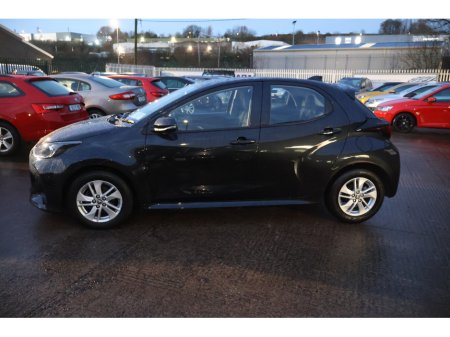 2024 Toyota Yaris LUNA 5dr Manual Great Spec! €19,995 thumbnail