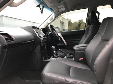 2023 Toyota Landcruiser LWB BUSINESS 4DR AUTO - GRANDONS €89,995 thumbnail