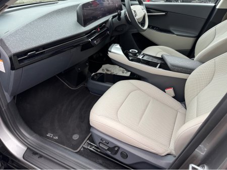 2023 Kia EV6 EARTH €34,495 thumbnail