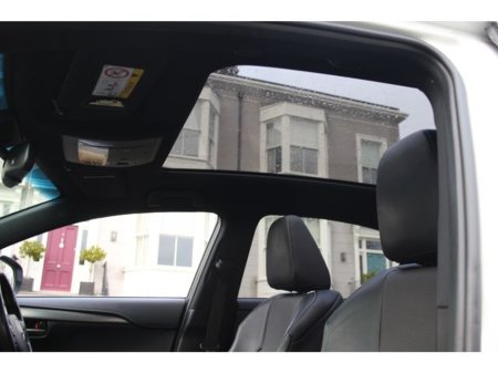 2017 Lexus NX 300 h - thumbnail 34