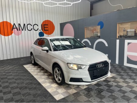 2019 Audi A3 AUDI A3 AUTOMATIC 1.4 TFSI SPORTBACK / 33k KMs / REVERSE CAMERA , ADAPTIVE CRUISE & MORE
