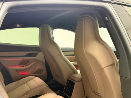 2022 Porsche Taycan - thumbnail 12