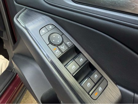 2023 Nissan Qashqai EPOWER SV MY2.5 4DR AUTO €28,950 thumbnail